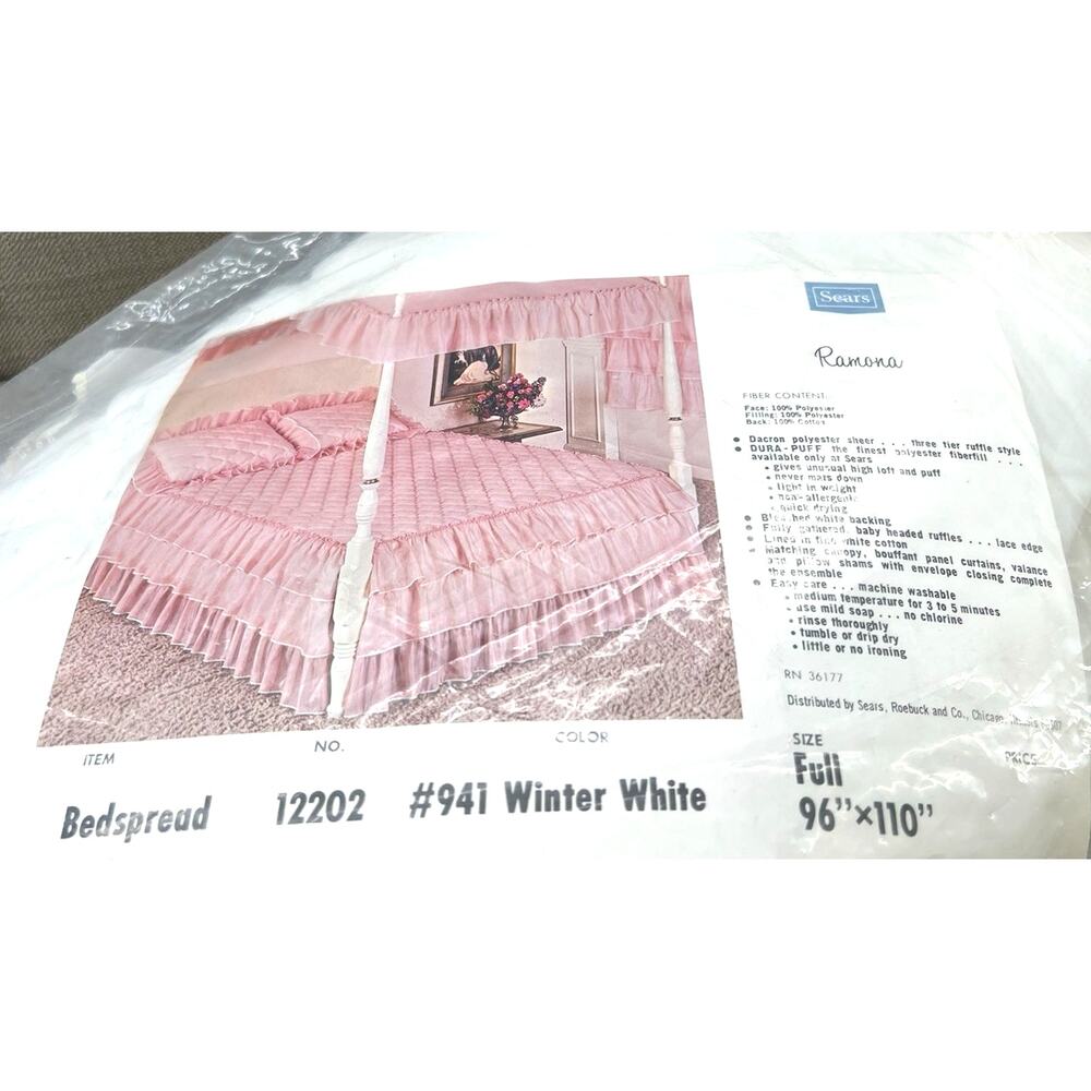 Vintage Sears Ramona Collection Full Quilted Bedspread White Ruffled 96x110 NOS